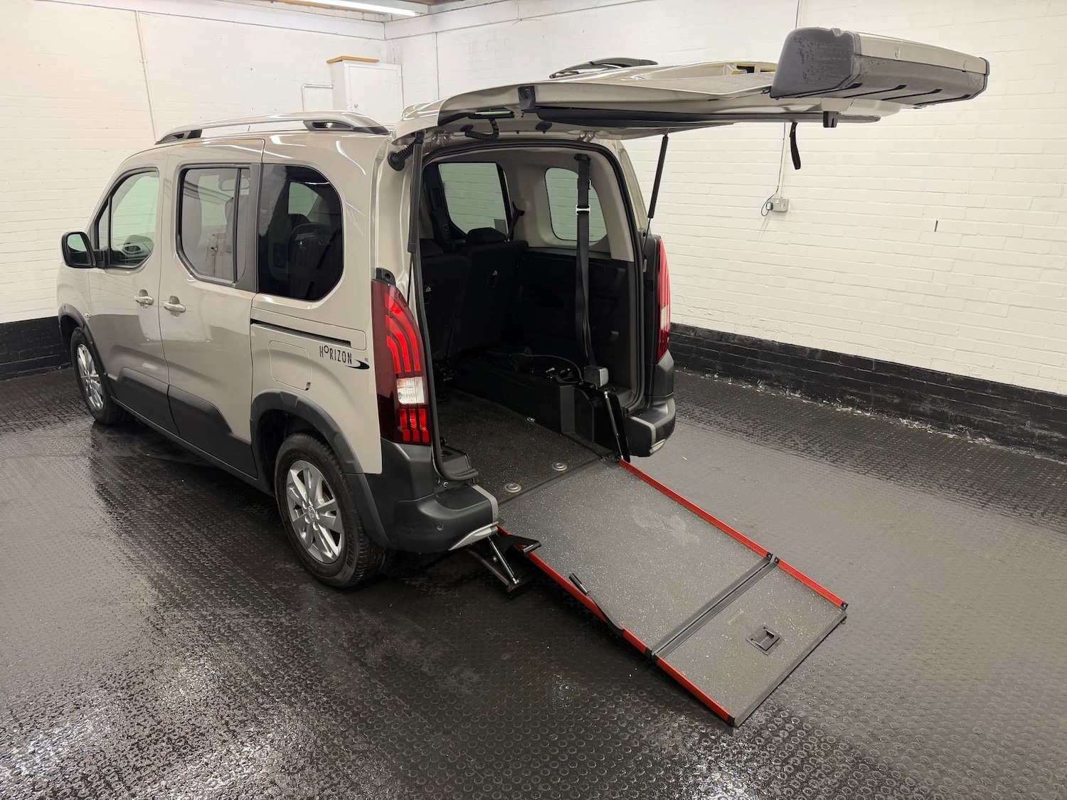 Used Peugeot Rifter 2021 for sale - 78083552: Photo 2