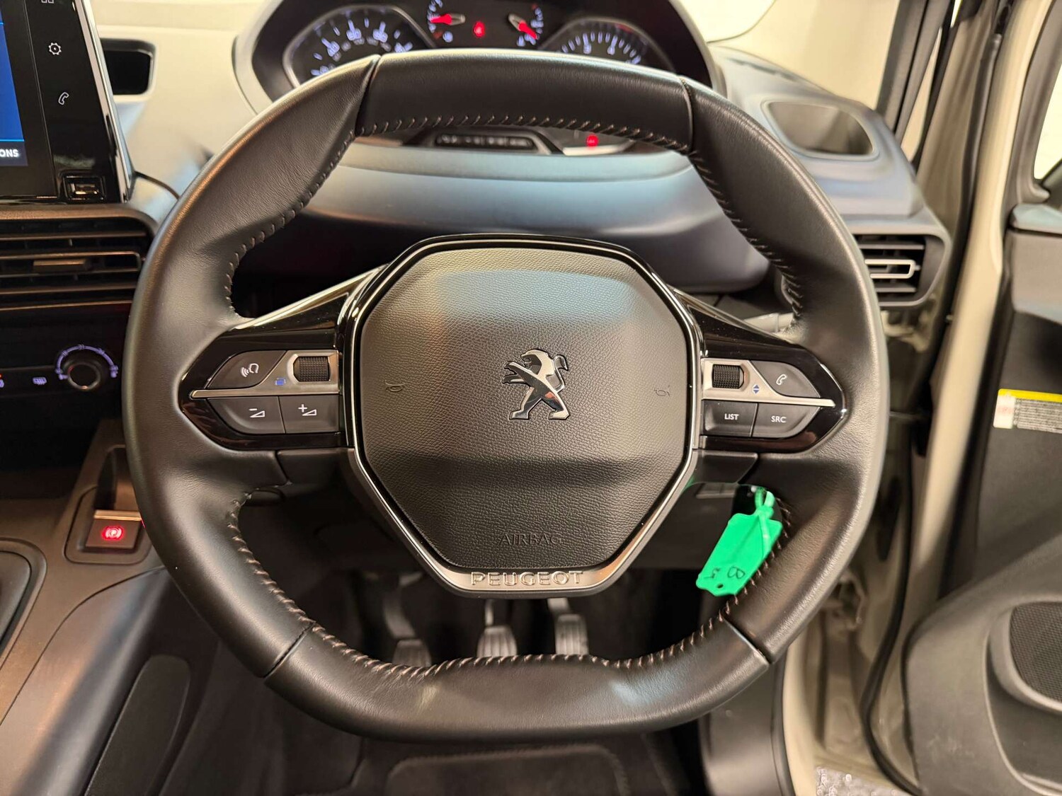 Used Peugeot Rifter 2021 for sale - 78083552: Photo 36