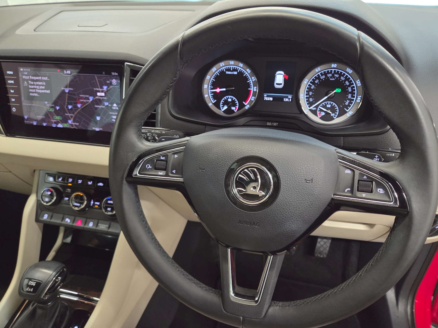 Used Skoda Karoq 2018 for sale - 76604256: Photo 11