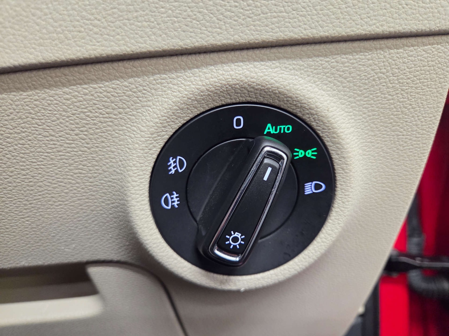 Used Skoda Karoq 2018 for sale - 76604256: Photo 29