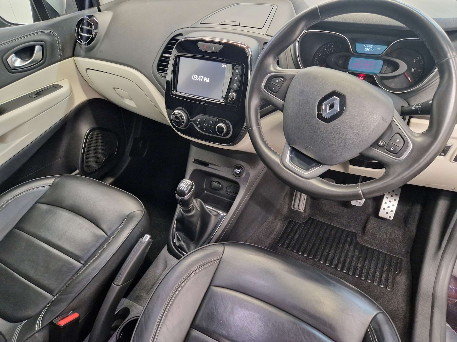 Used Renault Captur 2017 for sale - 76601087: Photo 14