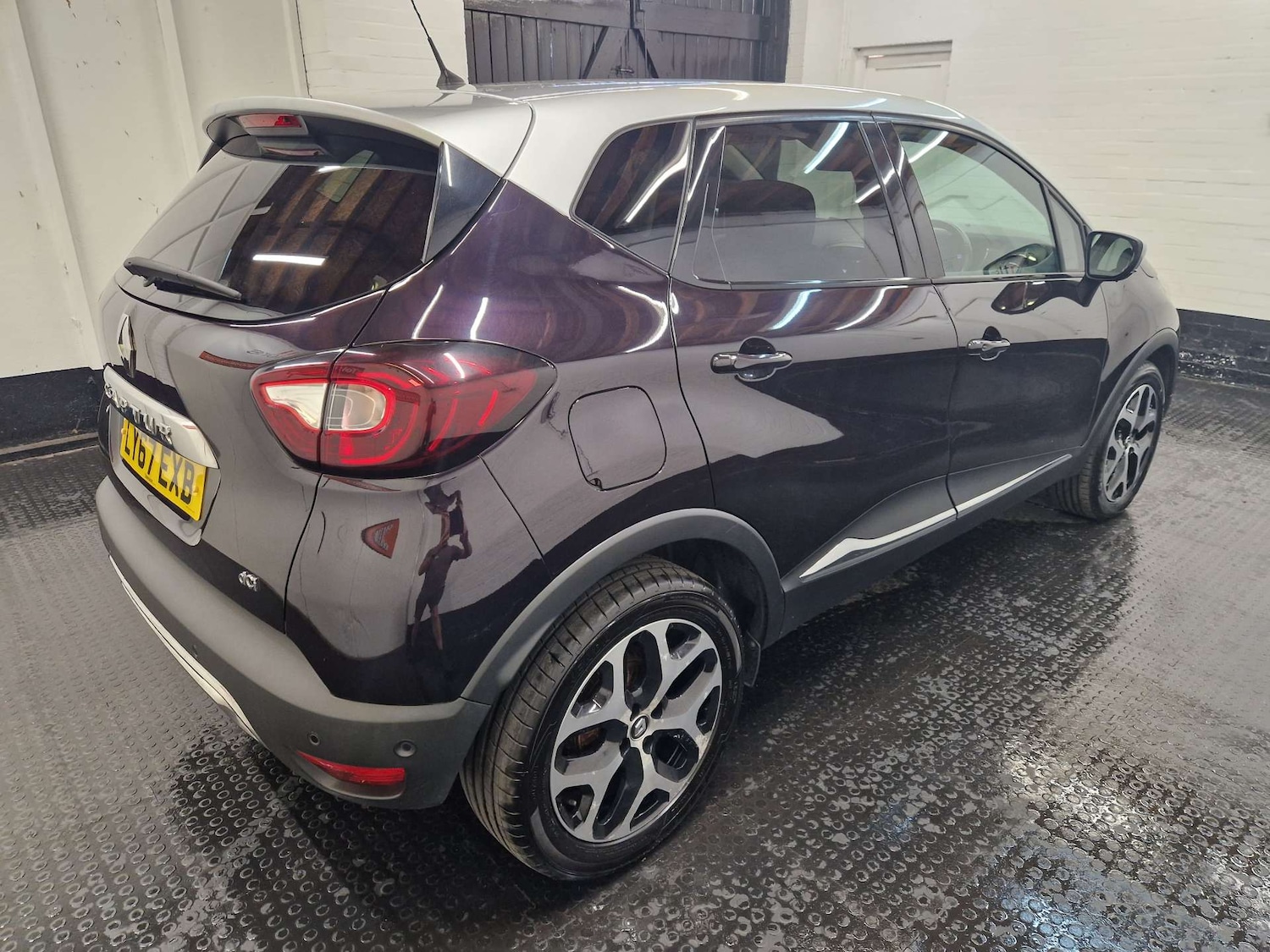 Used Renault Captur 2017 for sale - 76601087: Photo 8