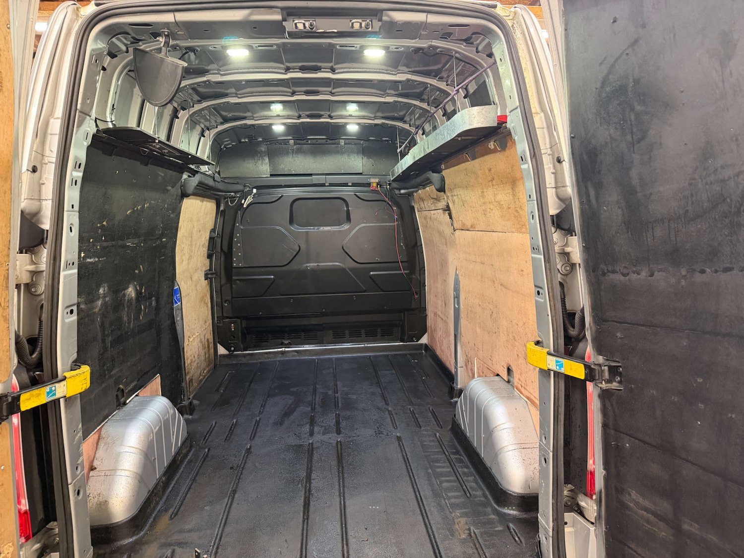 Used Ford Transit Custom 2017 for sale - 78111272: Photo 17