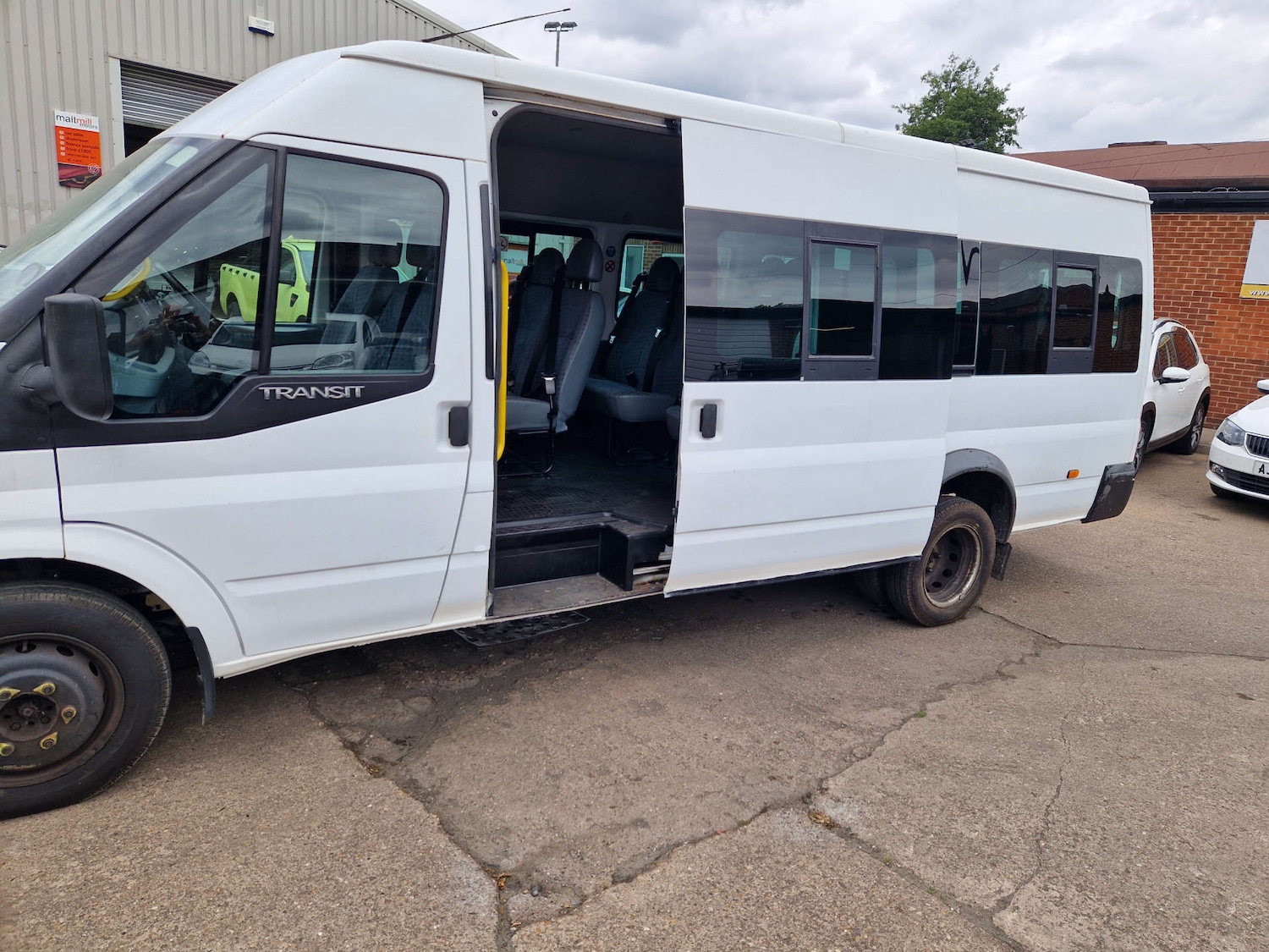 Vehicle 21
