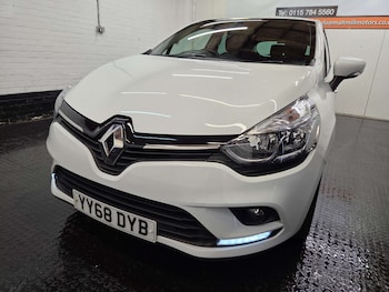Used Renault Clio 2018 for sale - 79504366: Photo