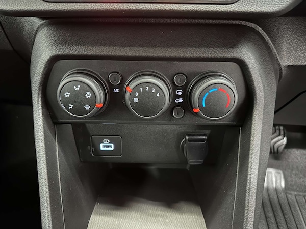 Used Dacia Sandero 2021 for sale - 76182650: Photo 29