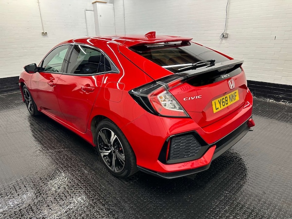 Used Honda Civic 2019 for sale - 74872908: Photo 12