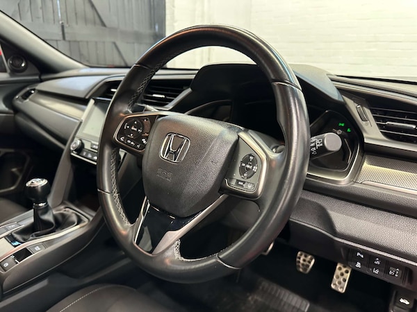 Used Honda Civic 2019 for sale - 74872908: Photo 18
