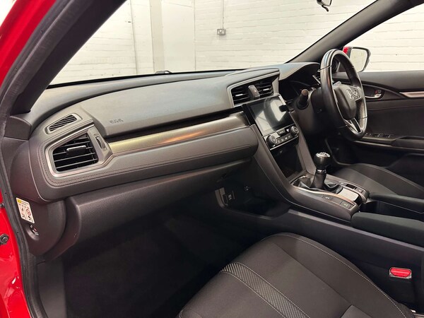 Used Honda Civic 2019 for sale - 74872908: Photo 20