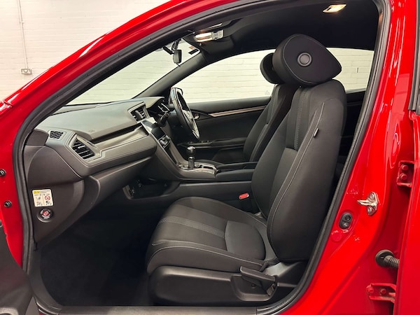 Used Honda Civic 2019 for sale - 74872908: Photo 3