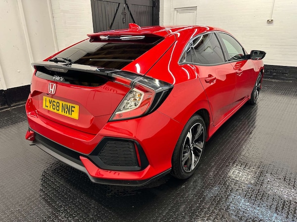 Used Honda Civic 2019 for sale - 74872908: Photo 9