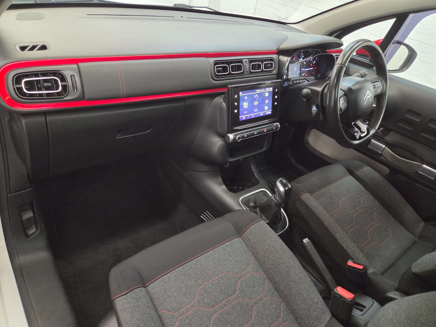 Used Citroen C3 2016 for sale - 76640034: Photo 24