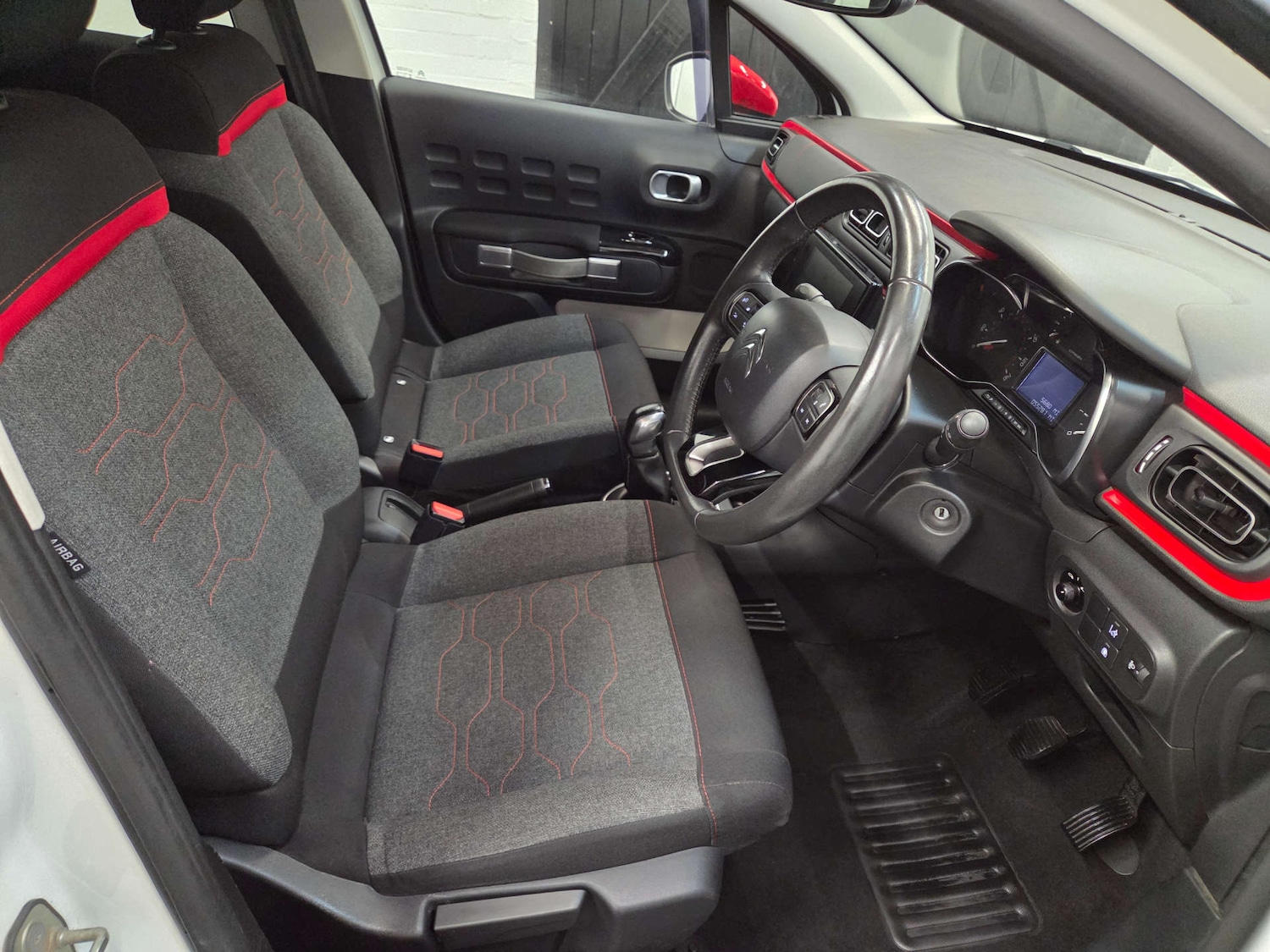 Used Citroen C3 2016 for sale - 76640034: Photo 9