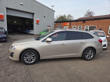 Used Chevrolet Cruze 2013 for sale - 77967824: Photo