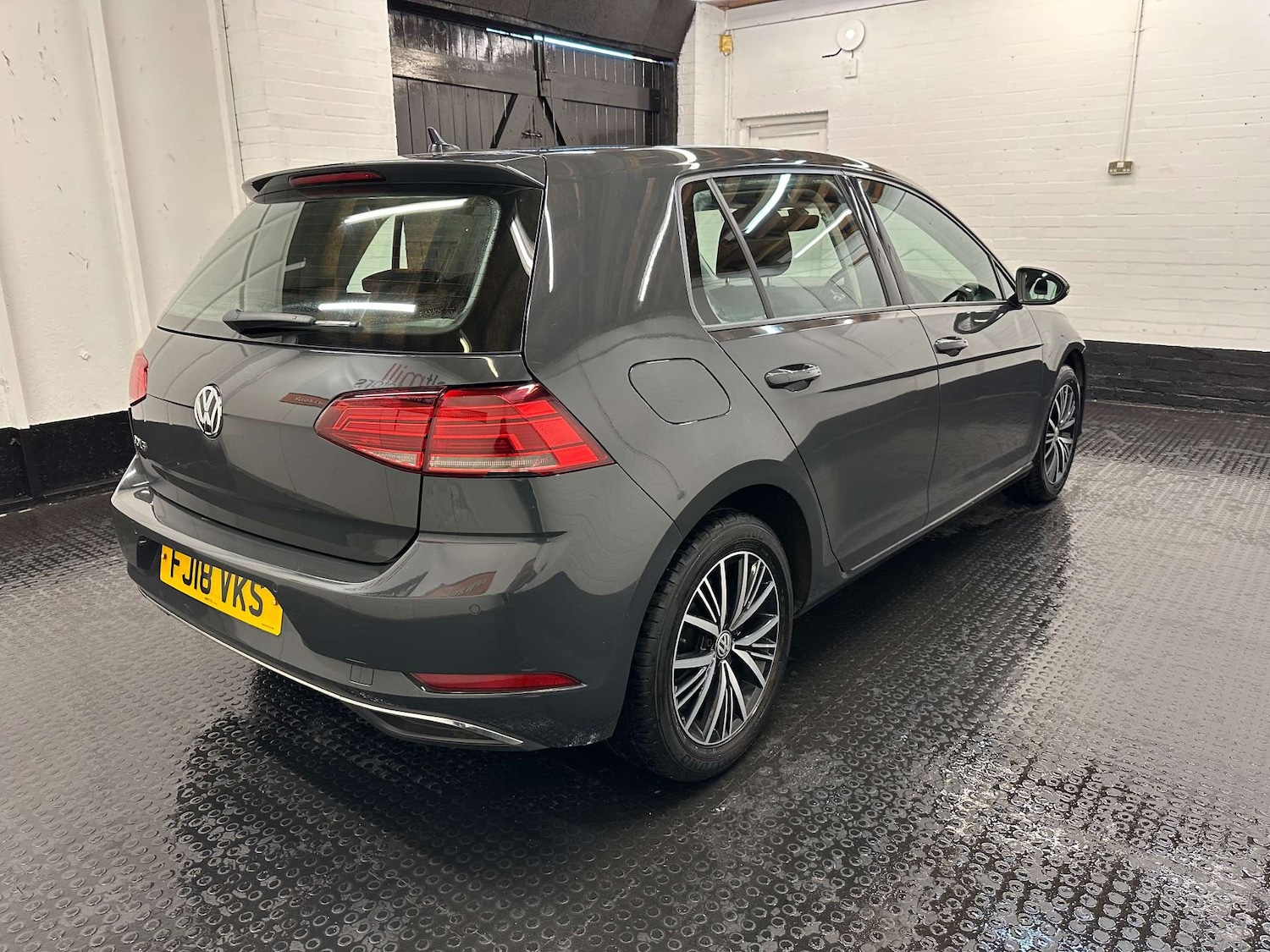 Used Volkswagen Golf 2018 for sale - 76588732: Photo 13