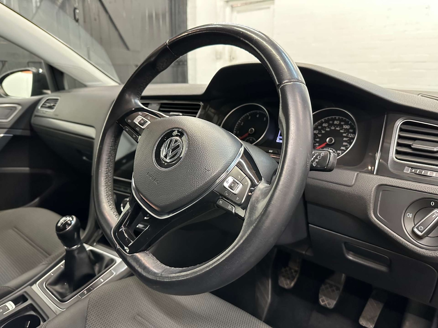 Used Volkswagen Golf 2018 for sale - 76588732: Photo 22