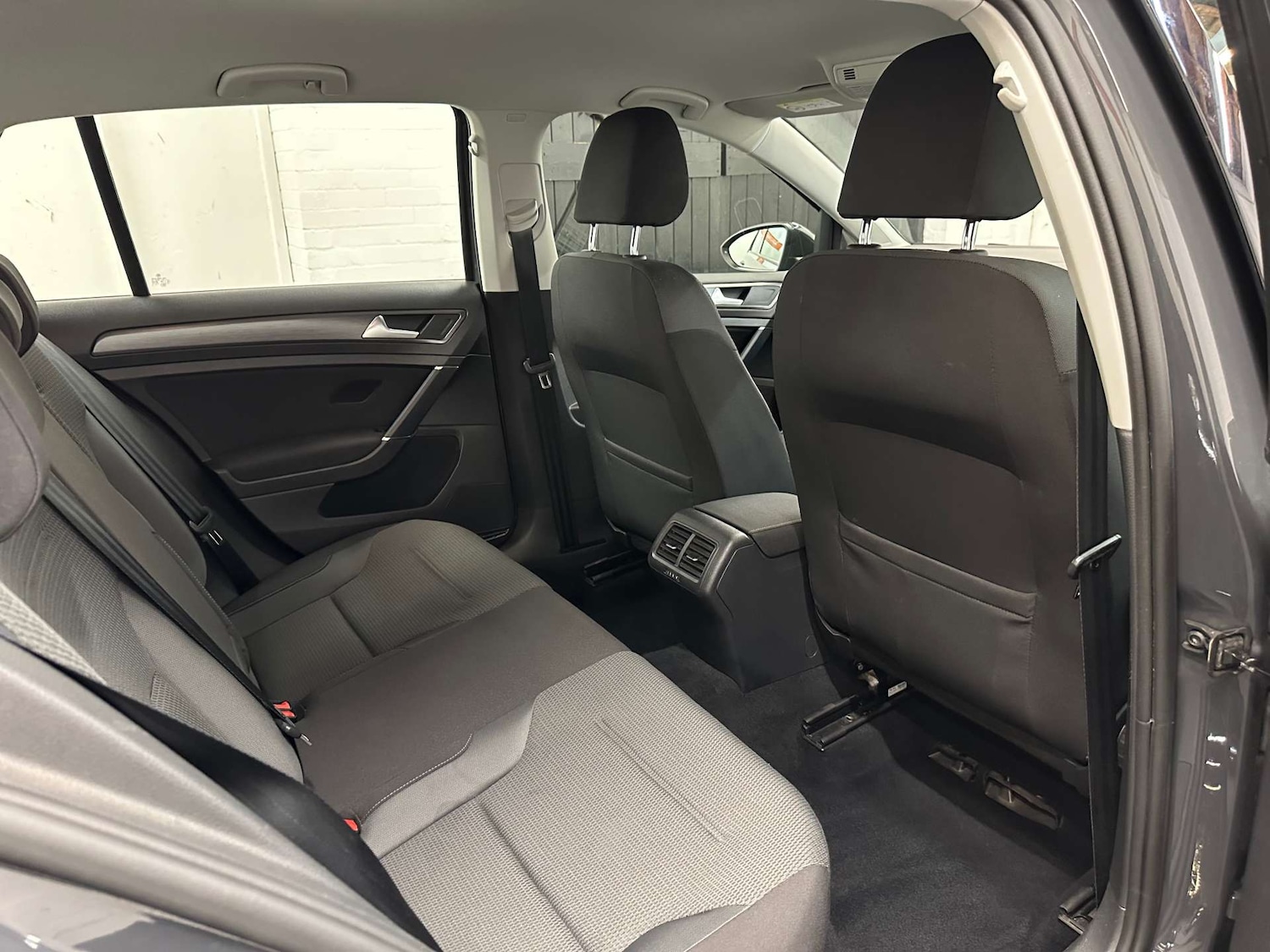 Used Volkswagen Golf 2018 for sale - 76588732: Photo 23