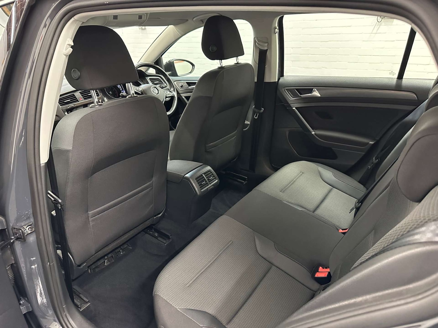 Used Volkswagen Golf 2018 for sale - 76588732: Photo 24