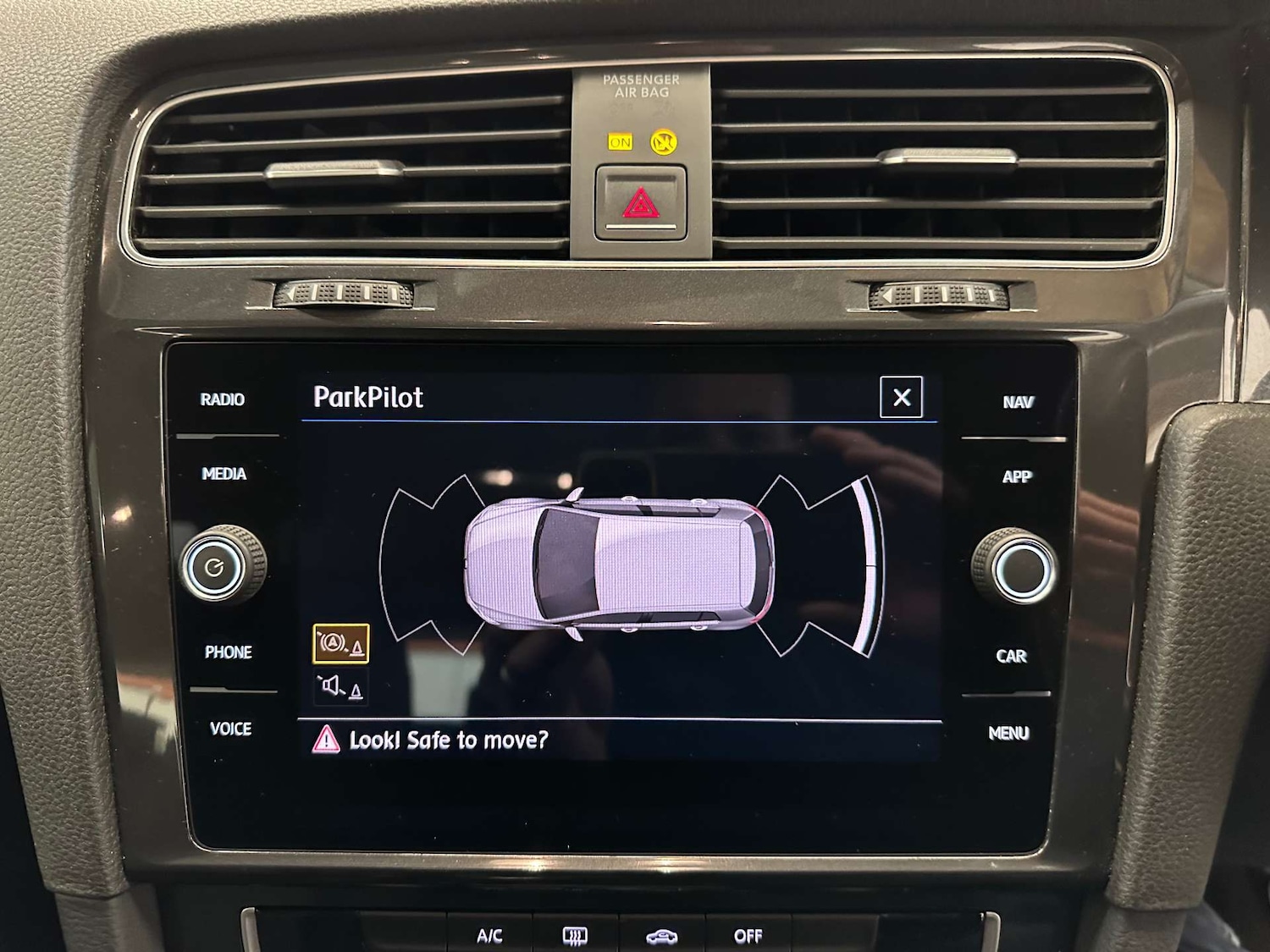 Used Volkswagen Golf 2018 for sale - 76588732: Photo 34