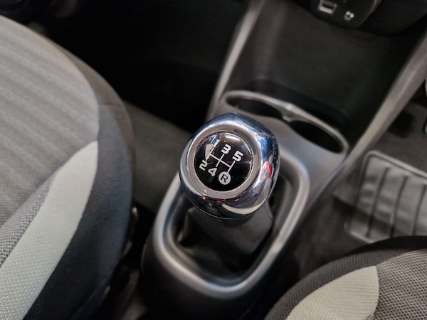 Used Toyota AYGO 2019 for sale - 76278268: Photo 32