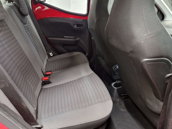 Used Toyota AYGO 2019 for sale - 76278268: Photo 33