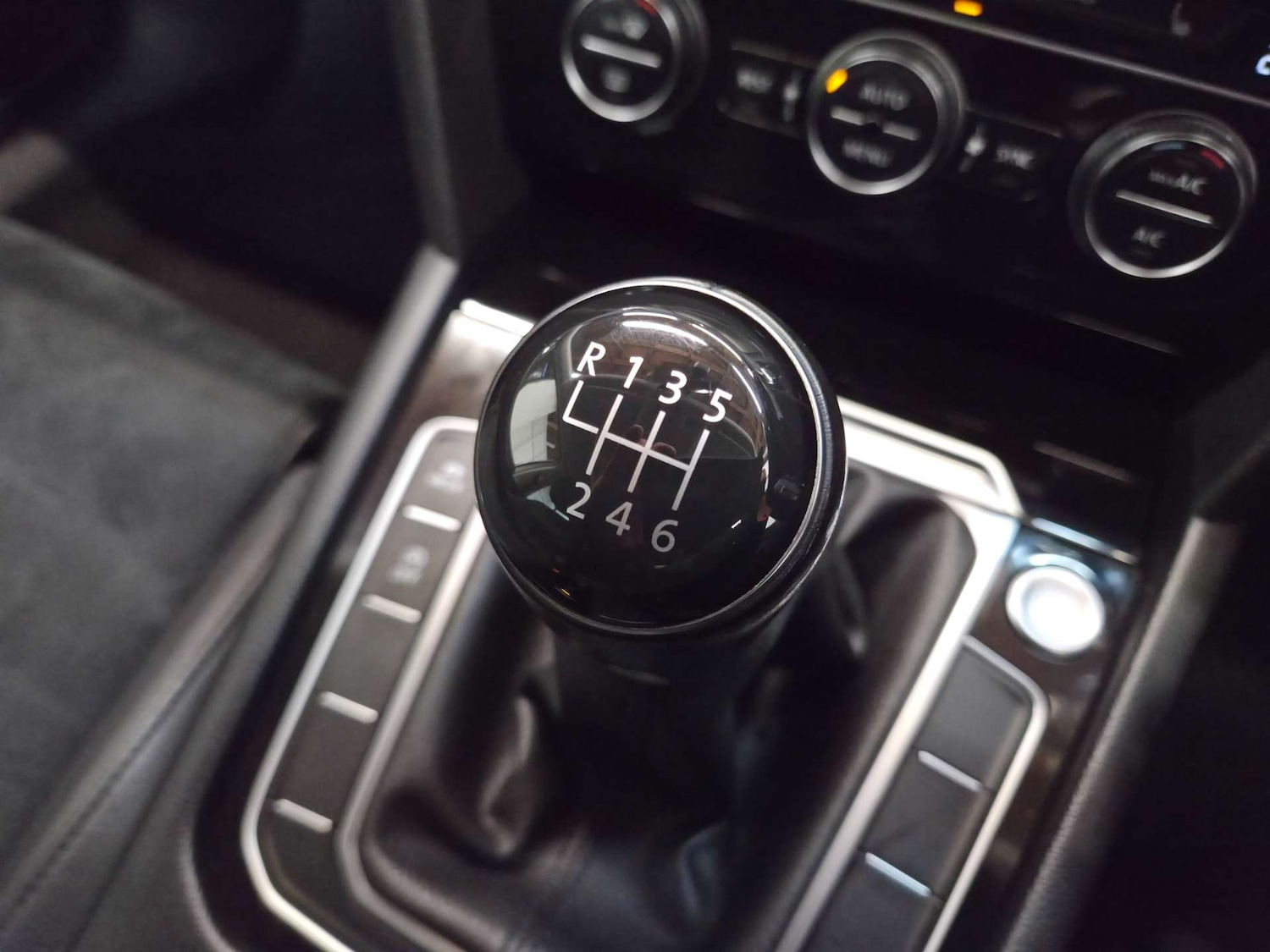 Used Volkswagen Passat 2017 for sale - 77609425: Photo 14