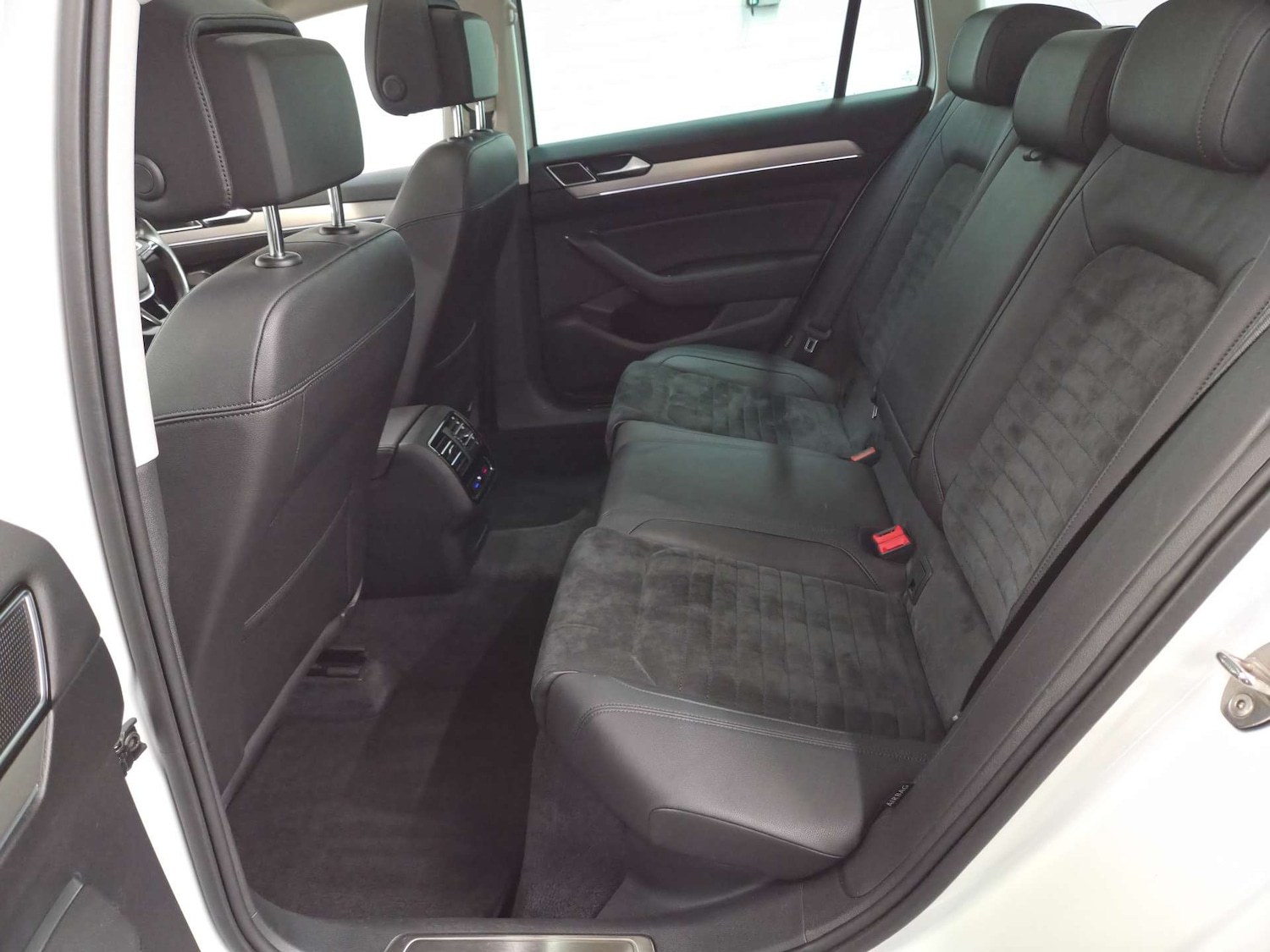 Used Volkswagen Passat 2017 for sale - 77609425: Photo 25