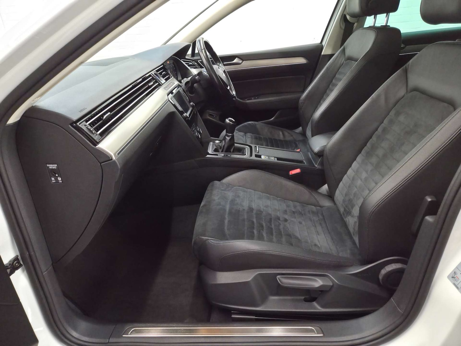 Used Volkswagen Passat 2017 for sale - 77609425: Photo 27