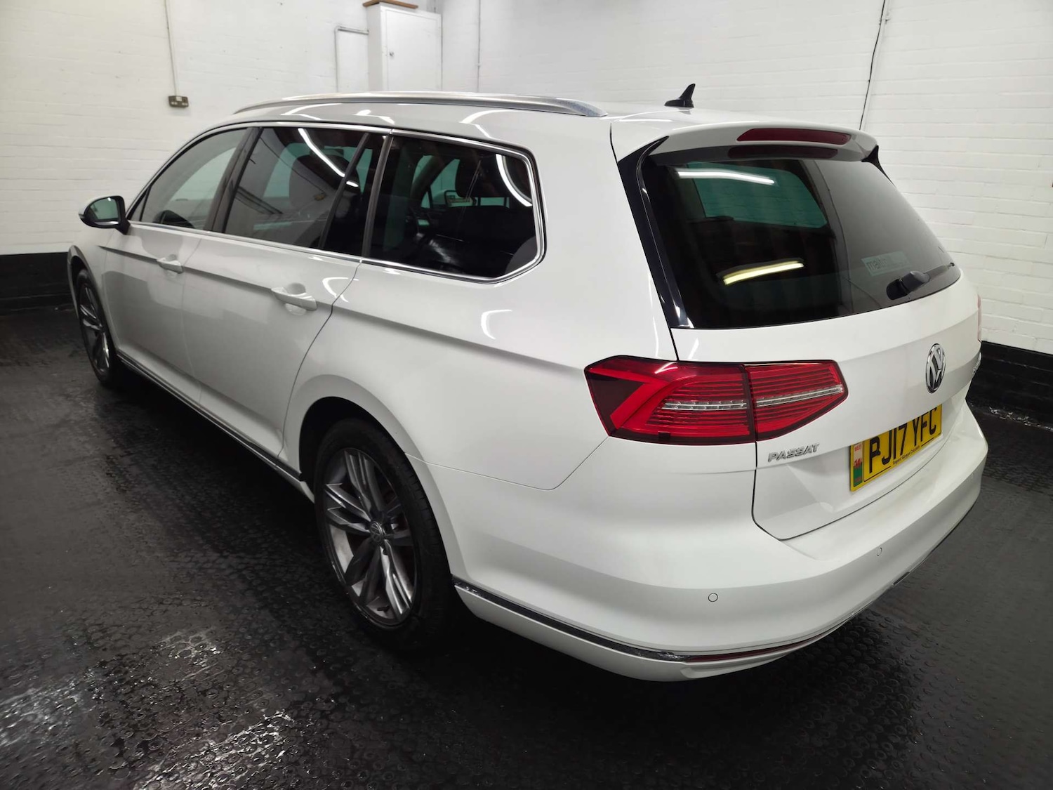 Used Volkswagen Passat 2017 for sale - 77609425: Photo 40