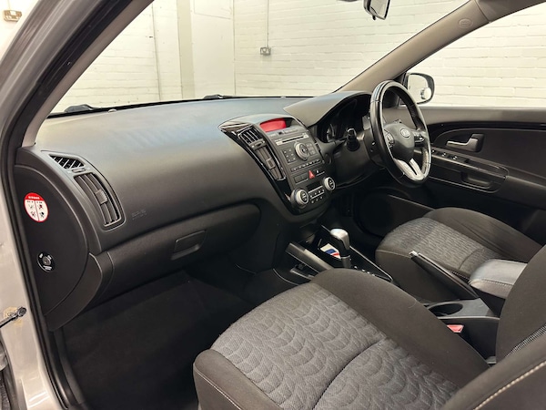 Used Kia Ceed 2010 for sale - 76228746: Photo 16