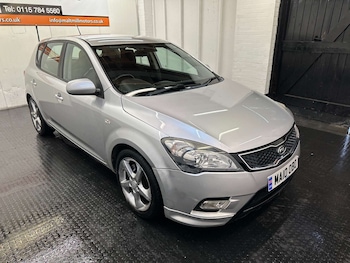 Used Kia Ceed 2010 for sale - 76228746: Photo 4