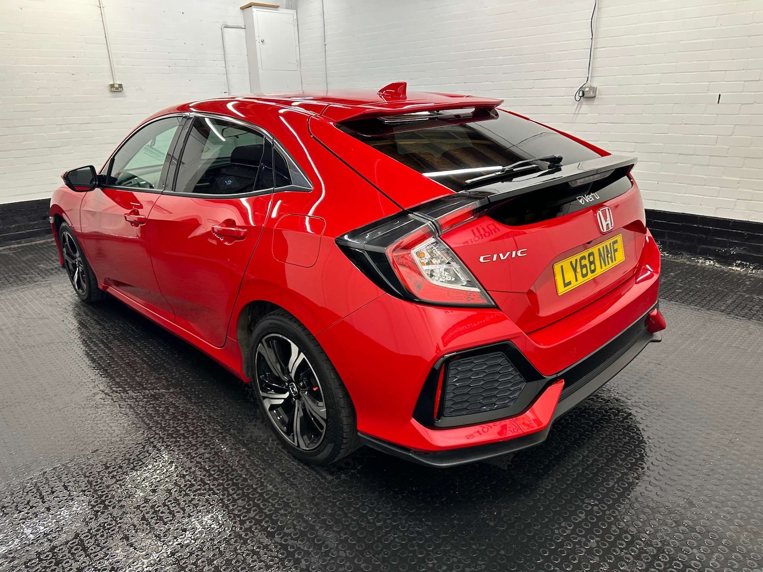 Used Honda Civic 2019 for sale - 76278246: Photo 12