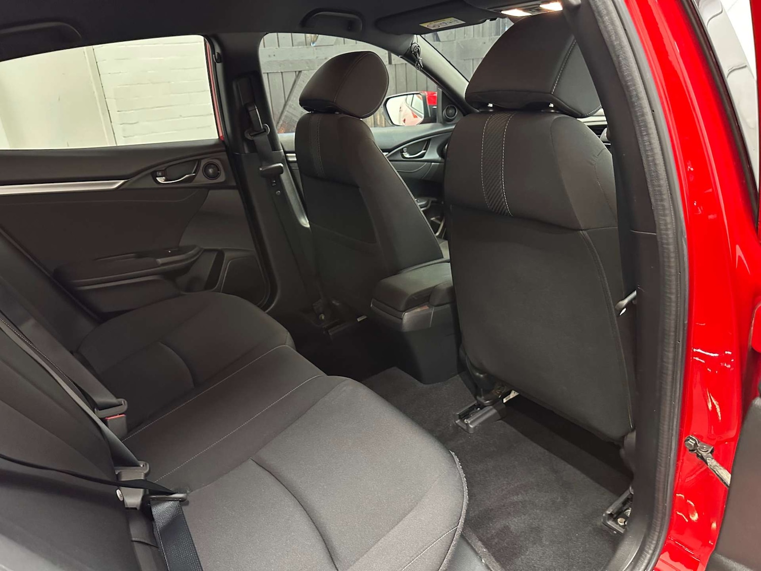 Used Honda Civic 2019 for sale - 76278246: Photo 19