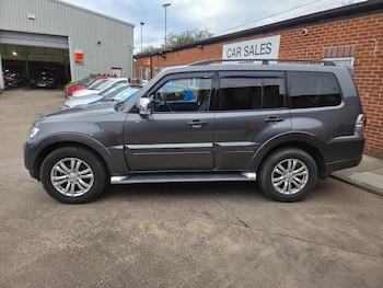 Used Mitsubishi Shogun 2017 for sale - 77818817: Photo