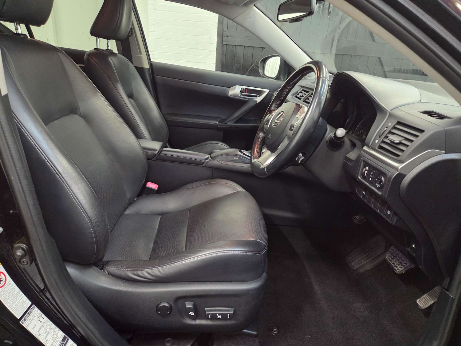 Used Lexus CT 2012 for sale - 76980050: Photo 9