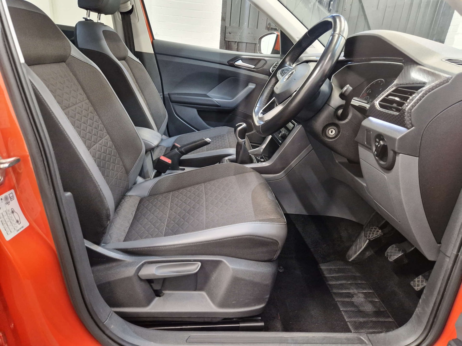 Used Volkswagen T-Cross 2020 for sale - 76132420: Photo 8