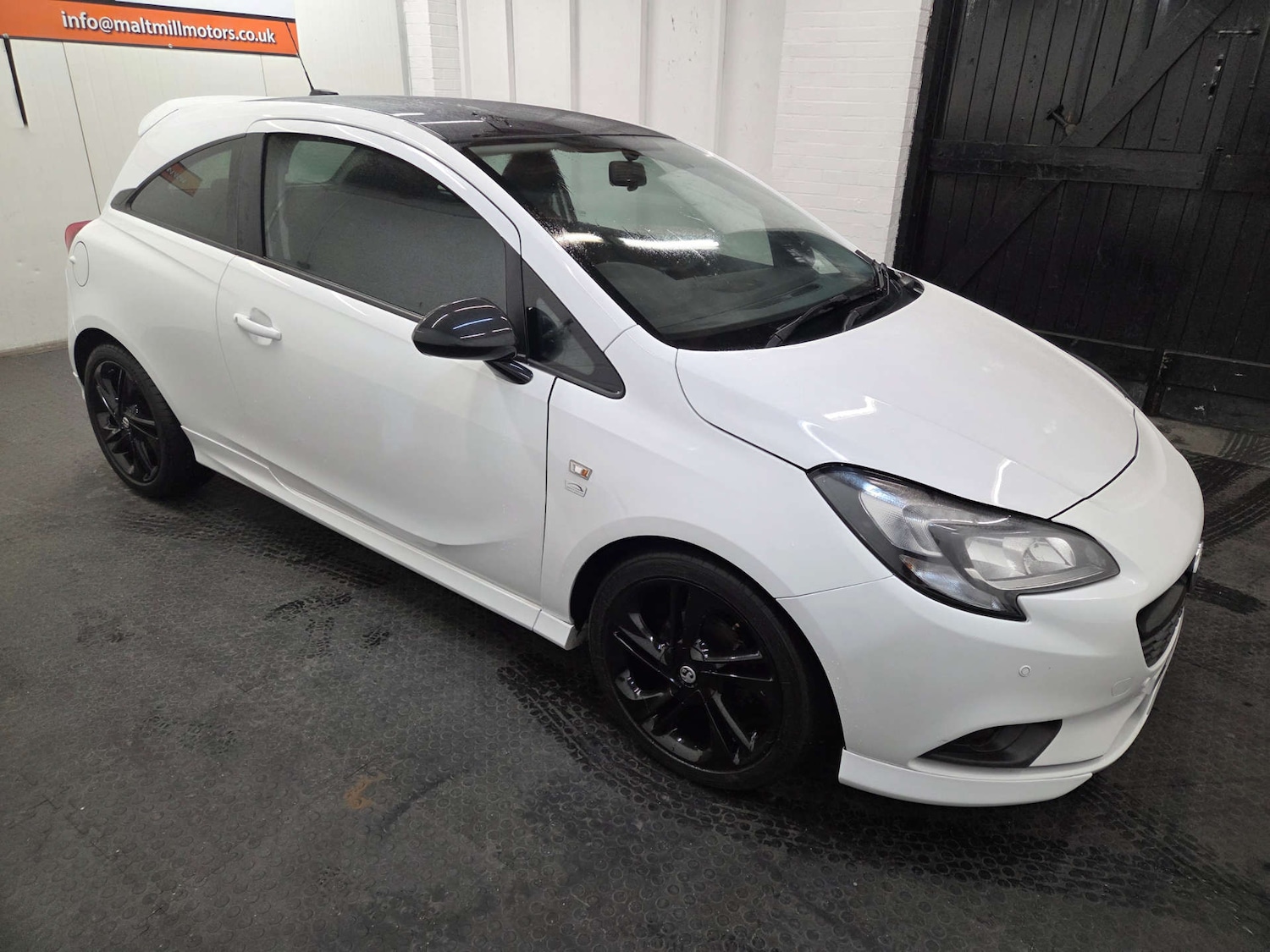 Used Vauxhall Corsa 2016 for sale - 76591653: Photo 3
