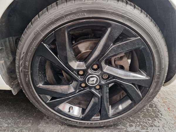 Used Renault Megane 2017 for sale - 76197196: Photo 27