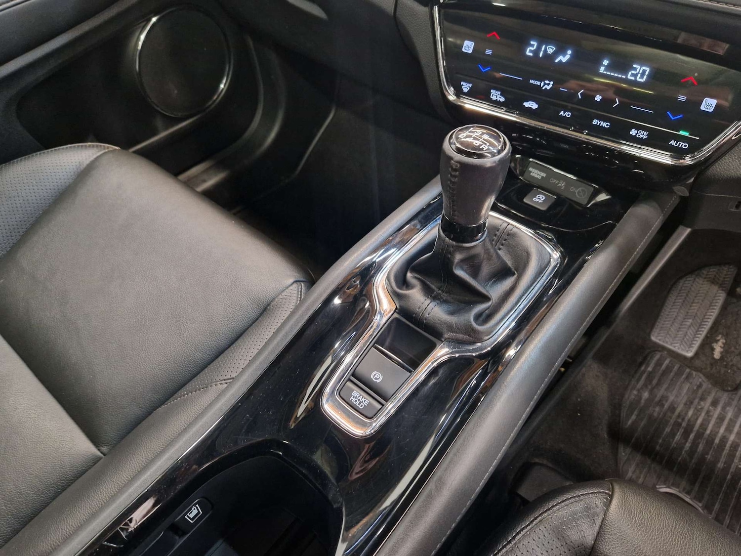 Vehicle 21