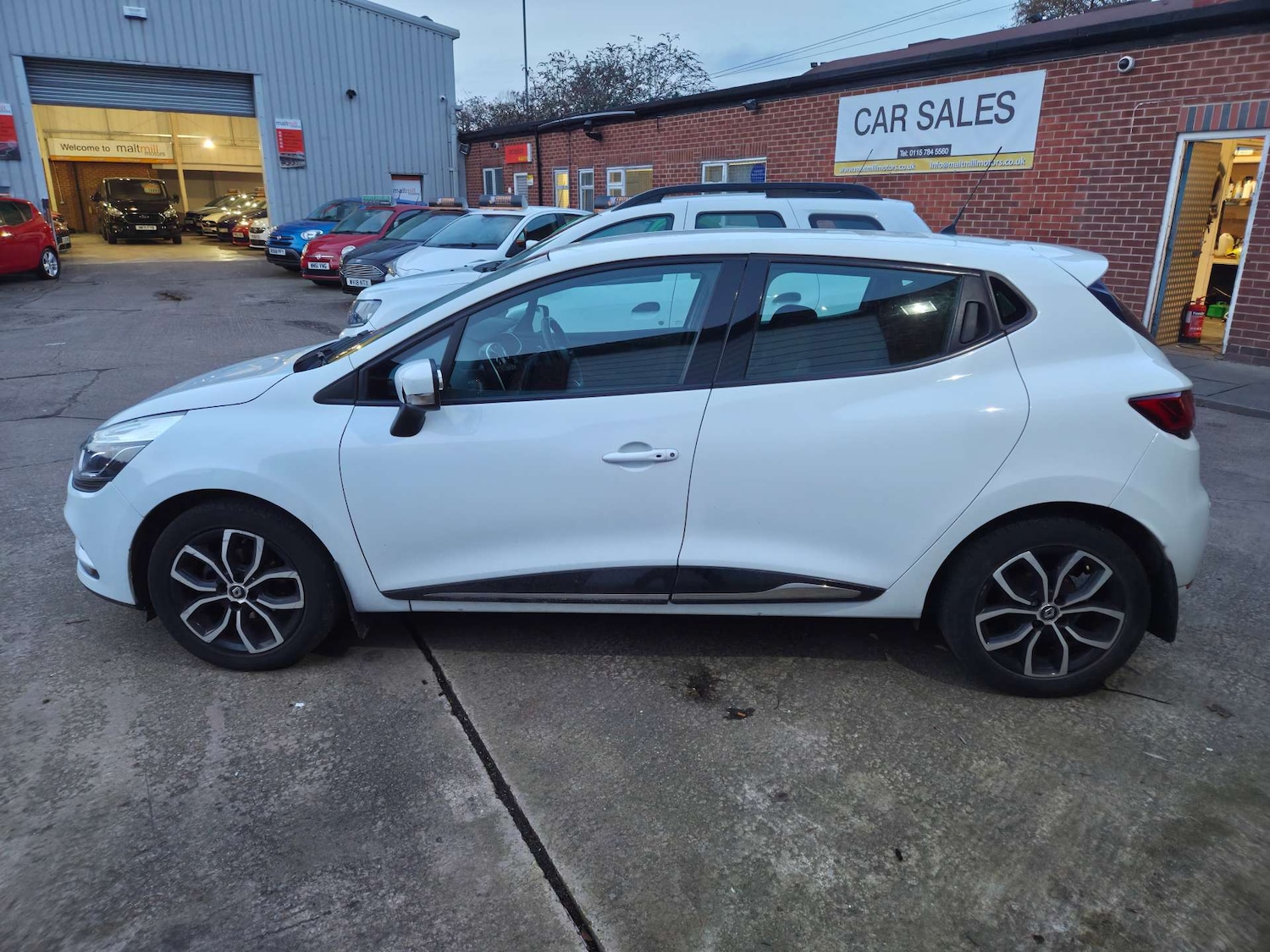 Used Renault Clio 2018 for sale - 77583909: Photo 4