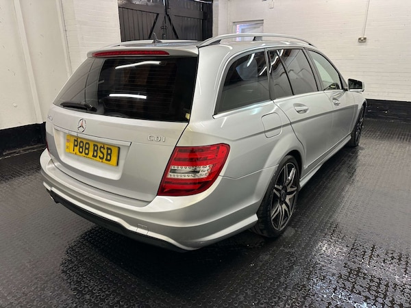 Used Mercedes-Benz C-Class 2012 for sale - 76228744: Photo 3