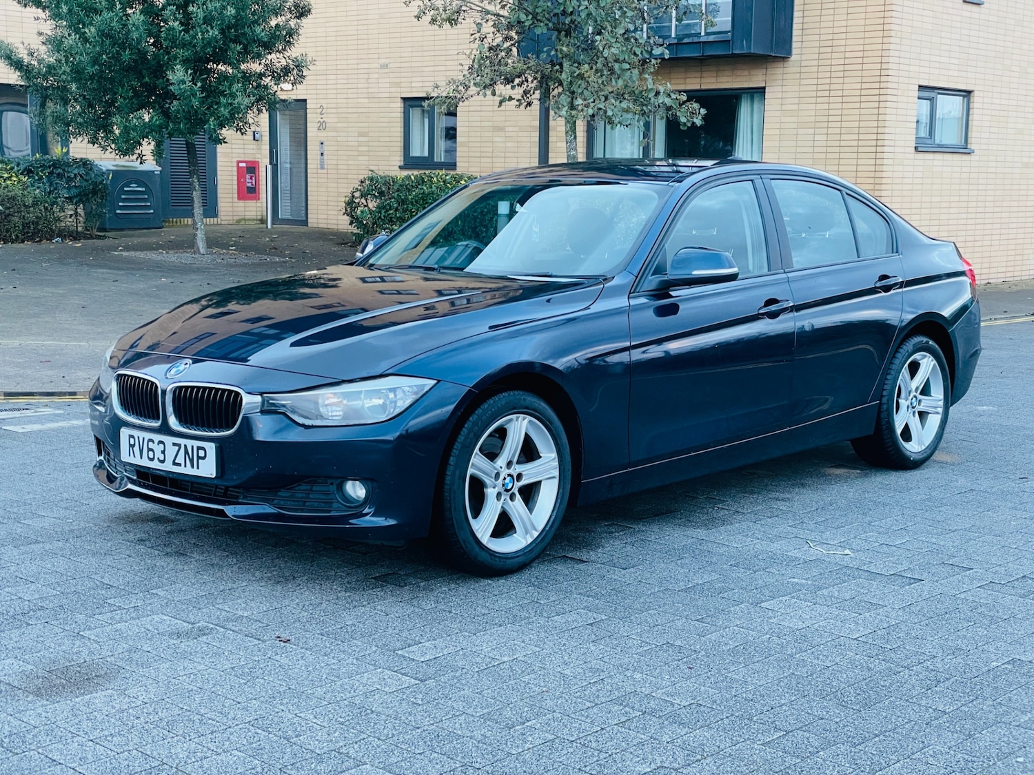 Used BMW 3 Series 2013 for sale - 76224249: Photo 3
