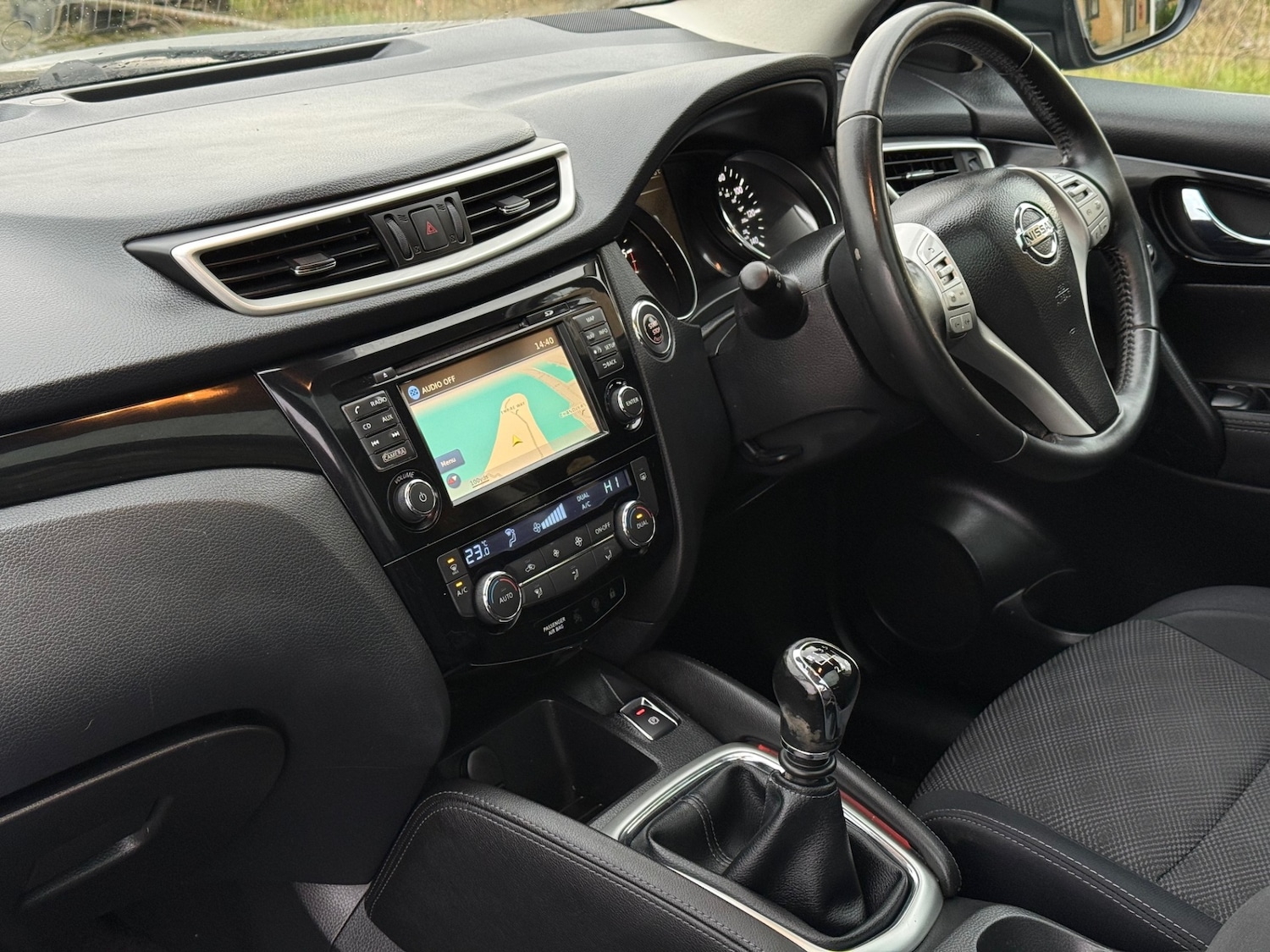 Used Nissan Qashqai 2015 for sale - 77435879: Photo 13