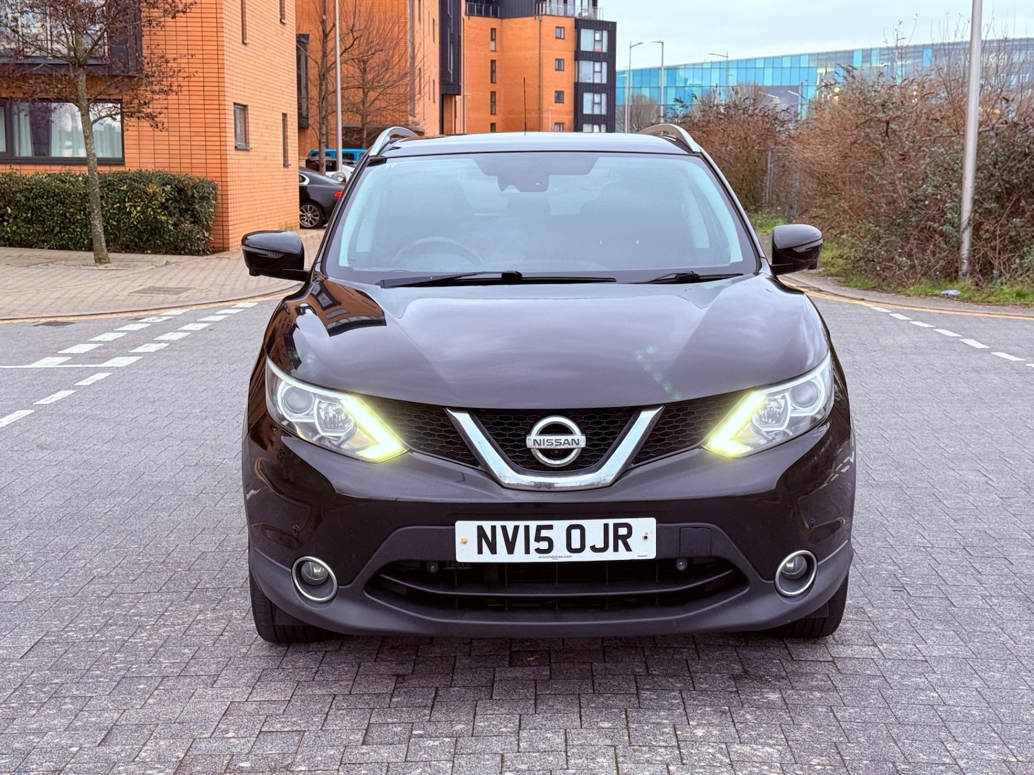 Used Nissan Qashqai 2015 for sale - 77435879: Photo 2