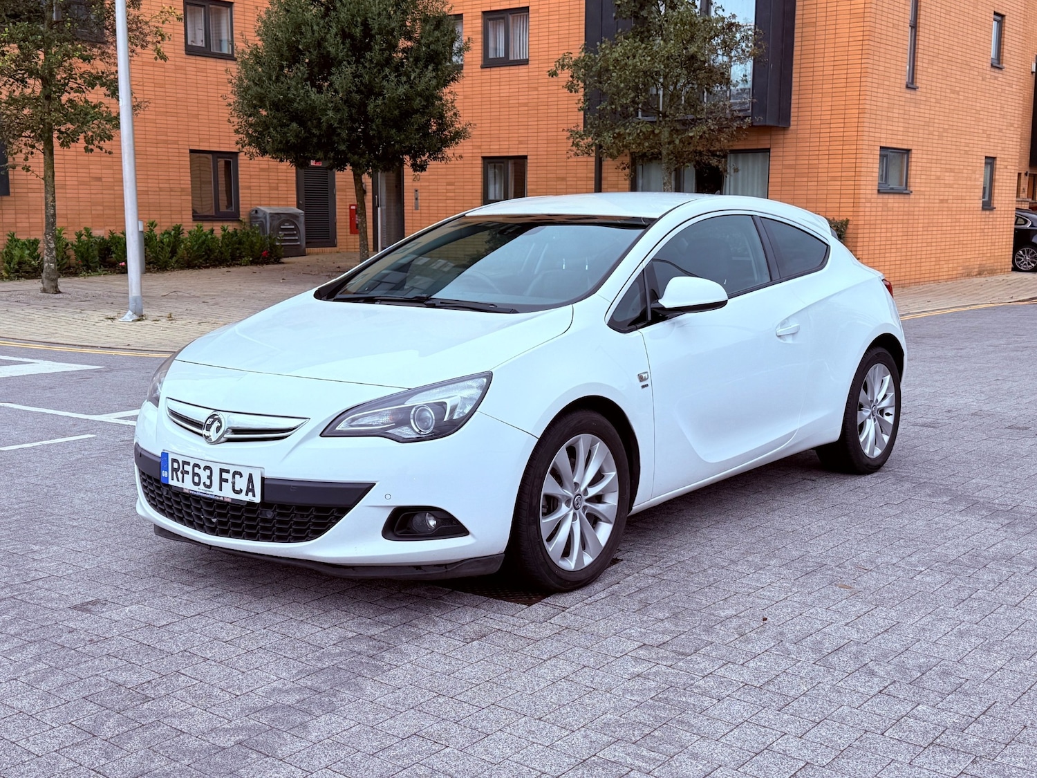 Used Vauxhall Astra GTC 2014 for sale - 76455092: Photo 3