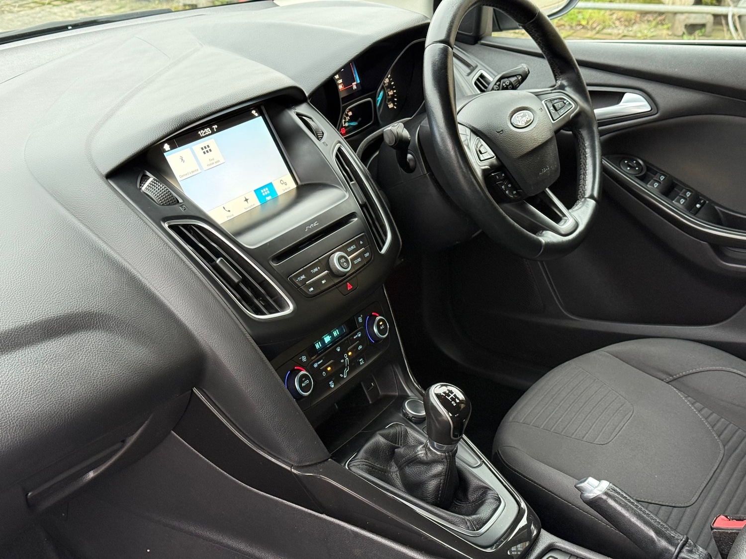 Used Ford Focus 2017 for sale - 77173305: Photo 11