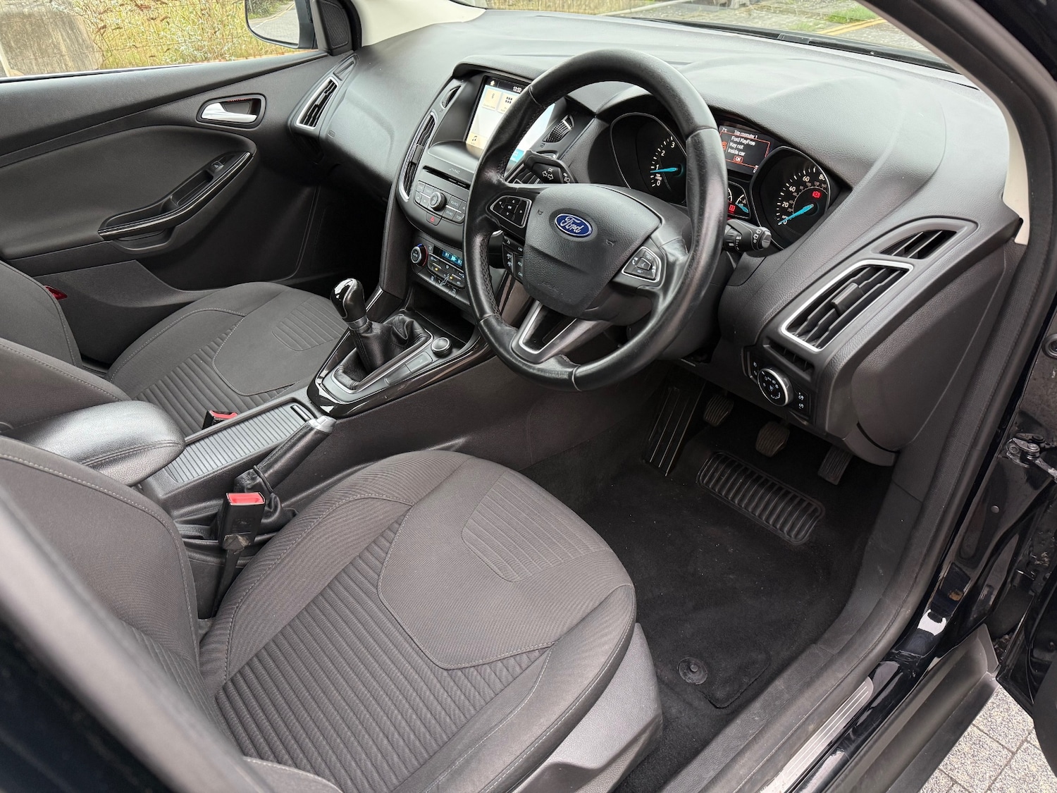 Used Ford Focus 2017 for sale - 77173305: Photo 13