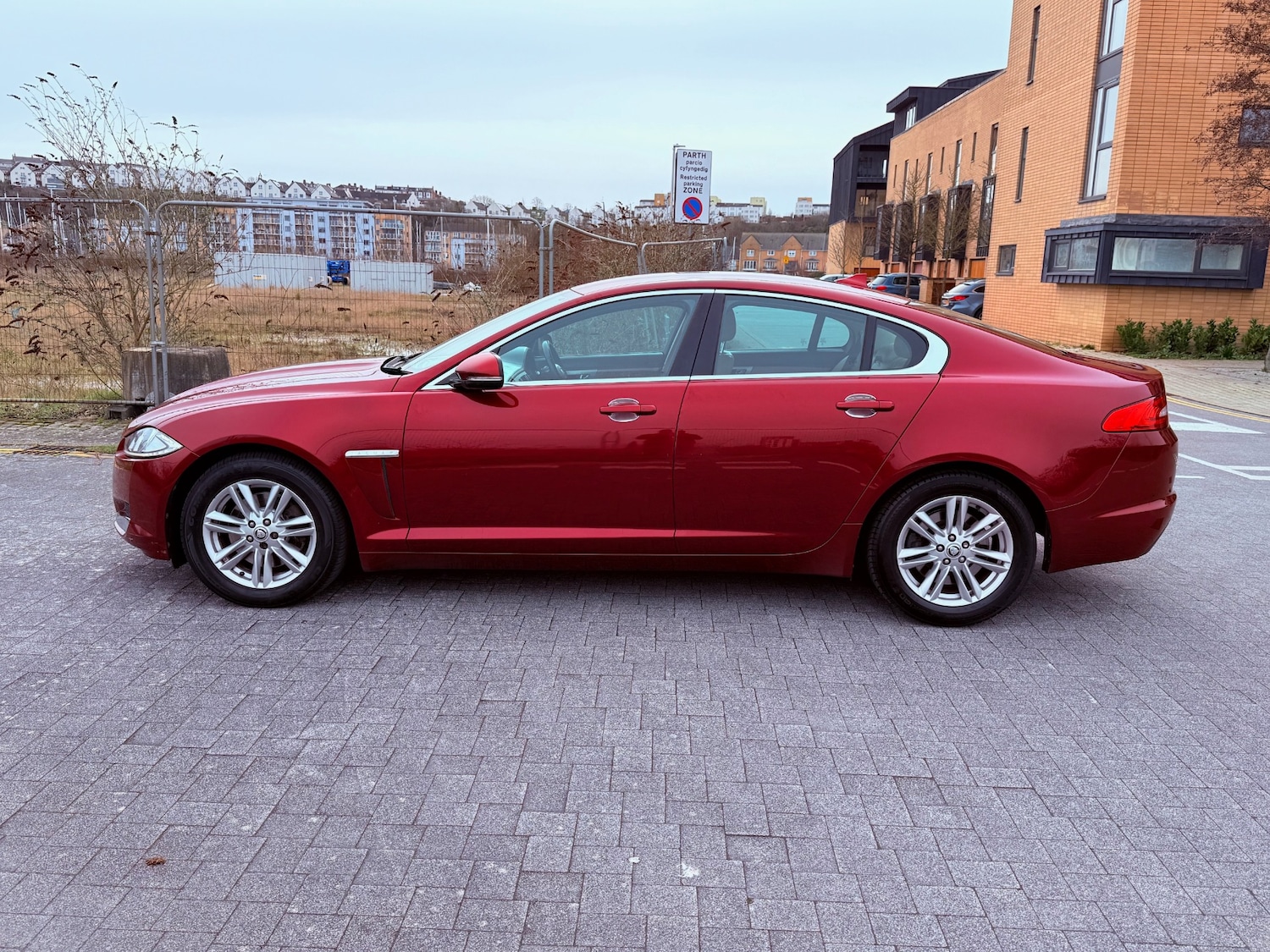 Used Jaguar XF 2013 for sale - 77595103: Photo 4