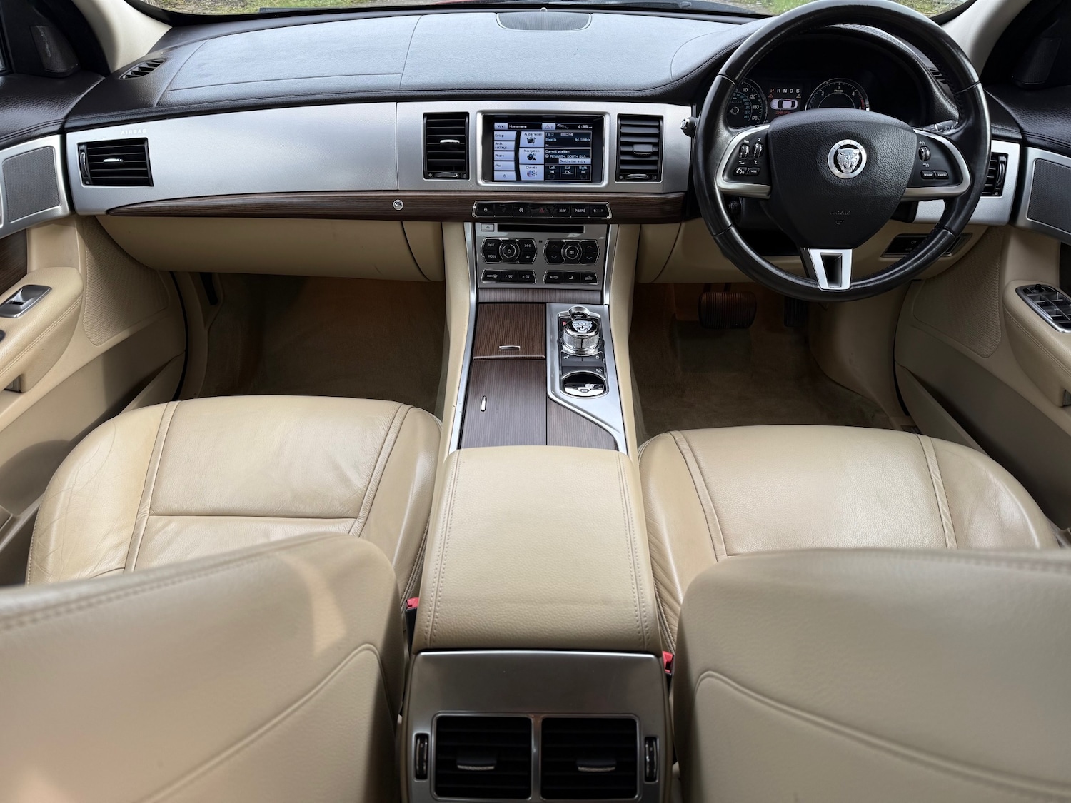 Used Jaguar XF 2013 for sale - 77595103: Photo 8