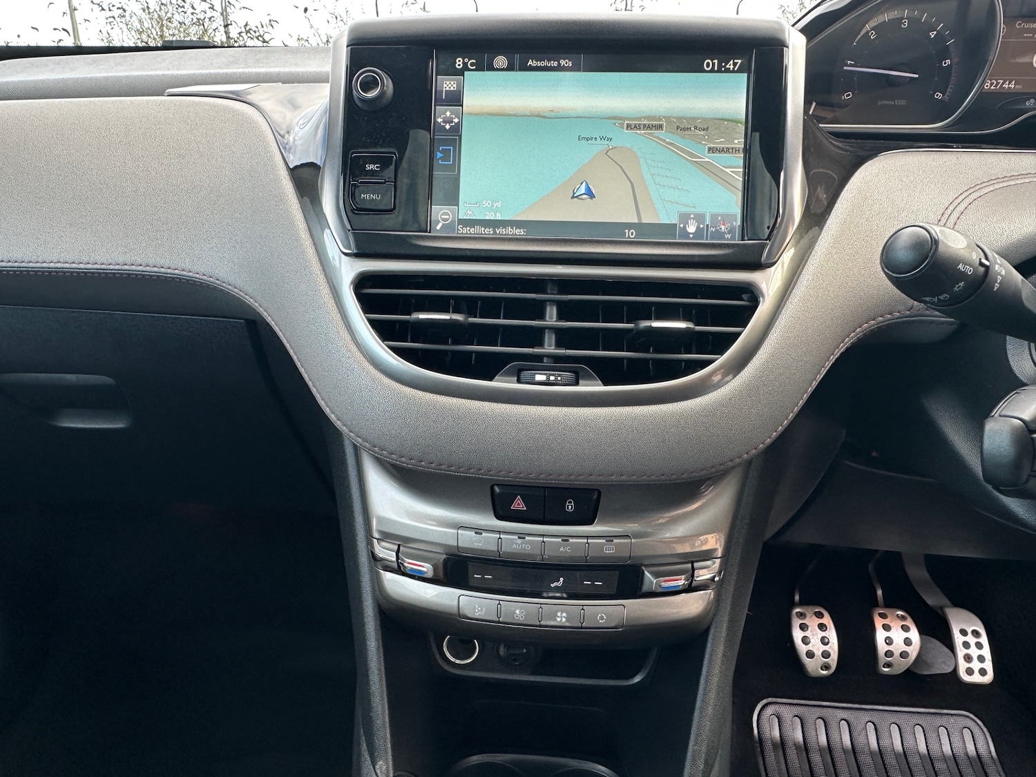 Used Peugeot 208 2015 for sale - 76644518: Photo 15